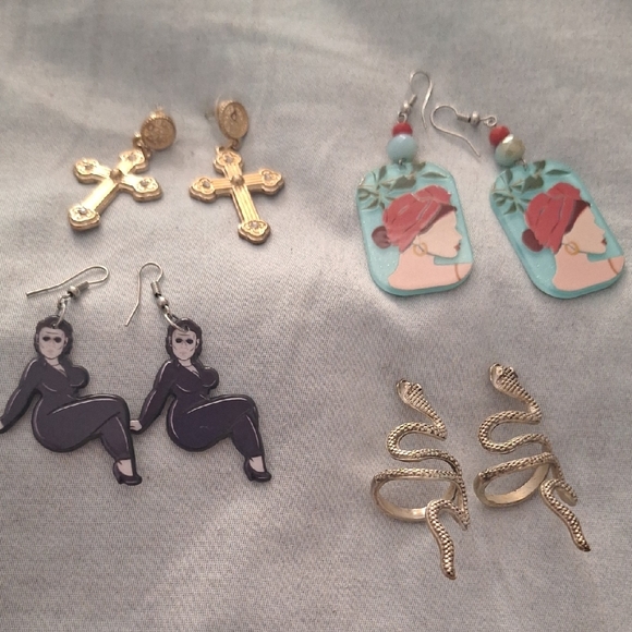 Halloween Acessories Lot Earrings Sunglasses Headbands Jewery Set - 14 Pieces - Picture 9 of 16